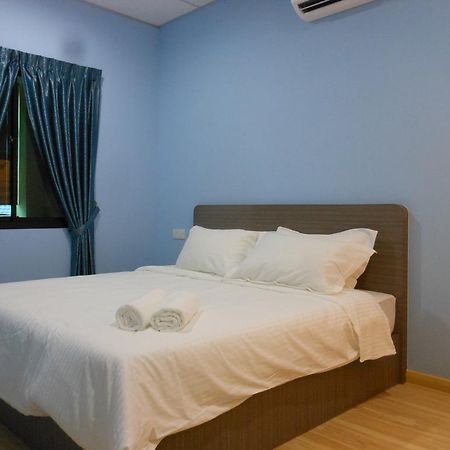 Eiman Homestay, Keluang Kültér fotó