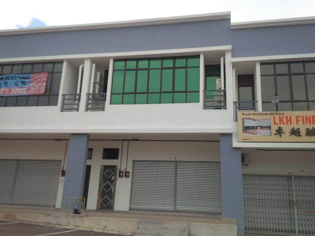 Eiman Homestay, Keluang Kültér fotó